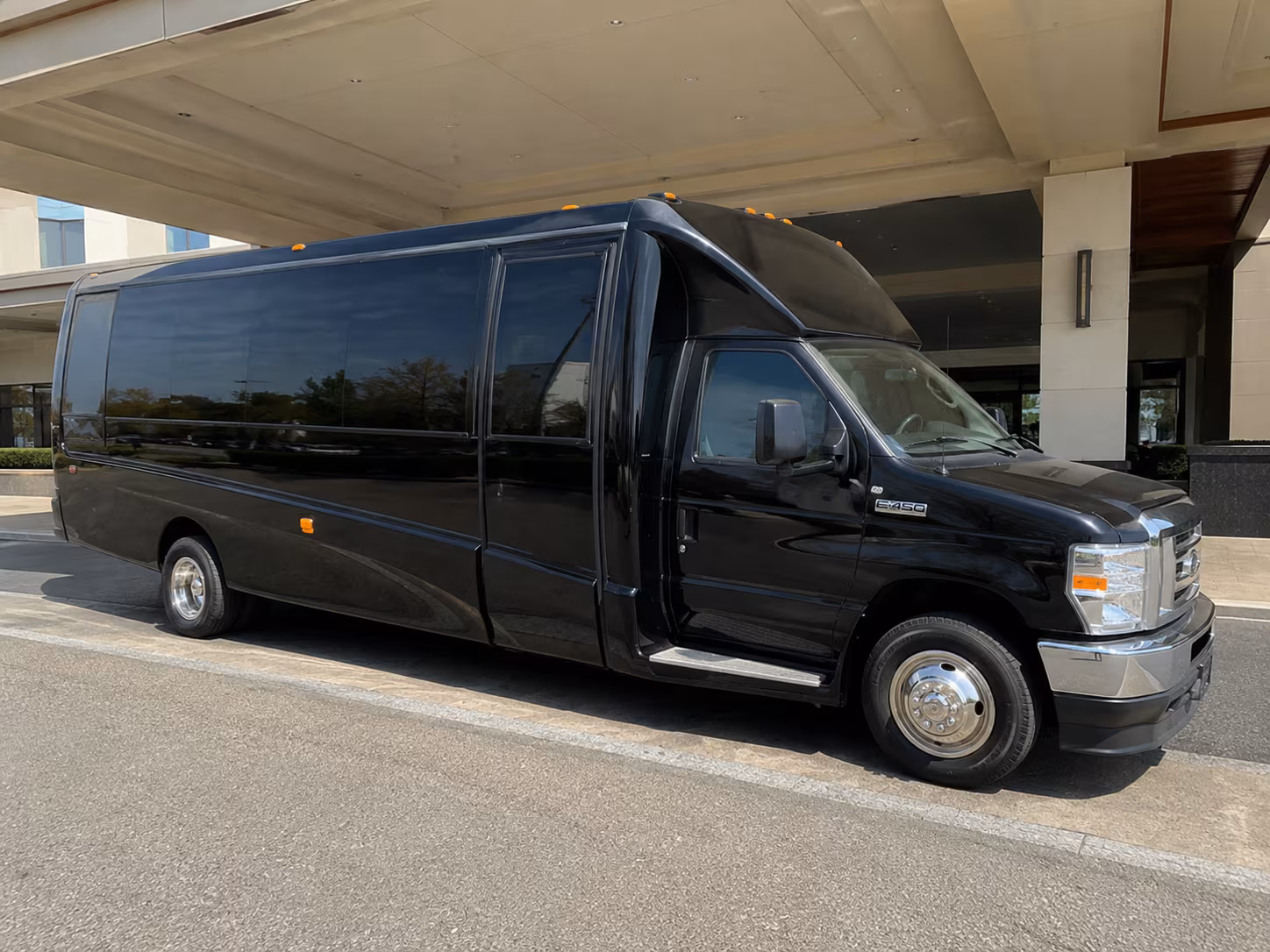 Federal Way Birthday, Sweet 16, & Quinceañera Party Bus Rentals