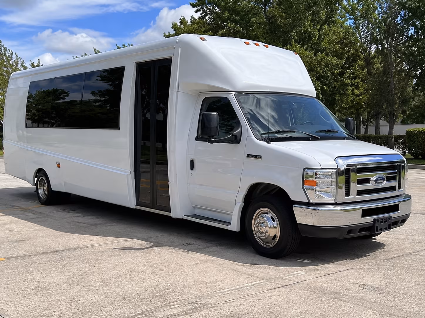 Seattle Winery Tour & Pub Crawl Transportation