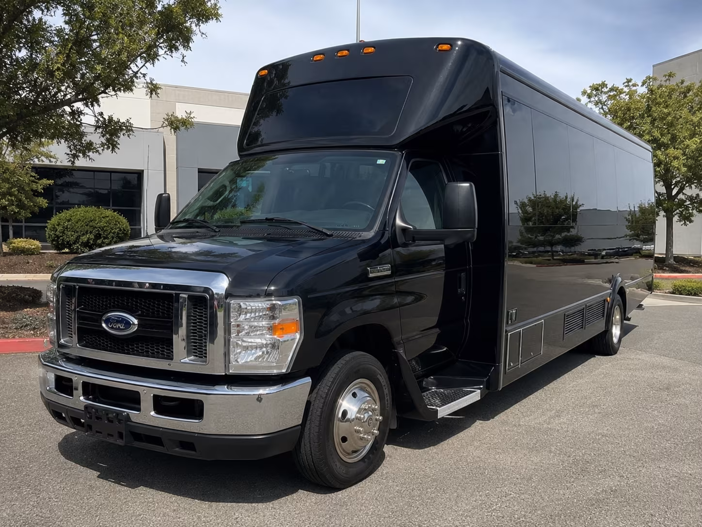 Tacoma Prom & Homecoming Transportation group transportation